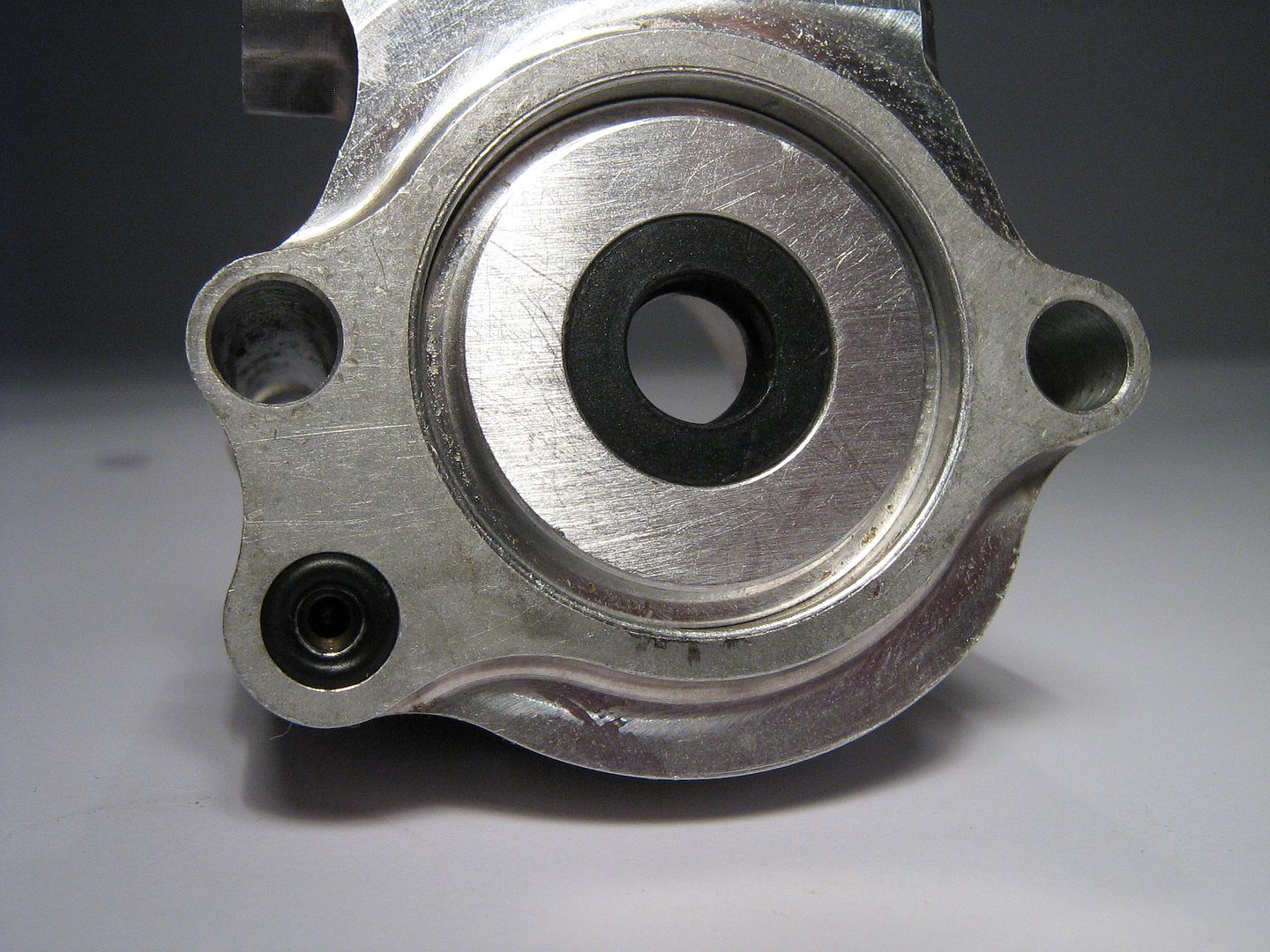 F1 Pneumatic Valve Spring, a closer look